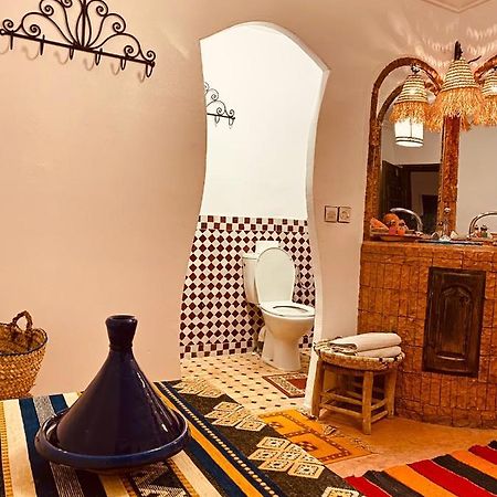 Auberge Tissadrine Akhendachou n'Ait Ouffi Exterior foto