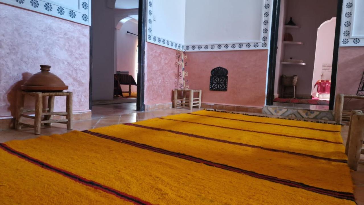 Auberge Tissadrine Akhendachou n'Ait Ouffi Exterior foto