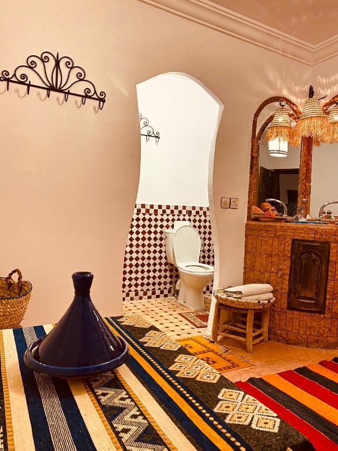 Auberge Tissadrine Akhendachou n'Ait Ouffi Exterior foto