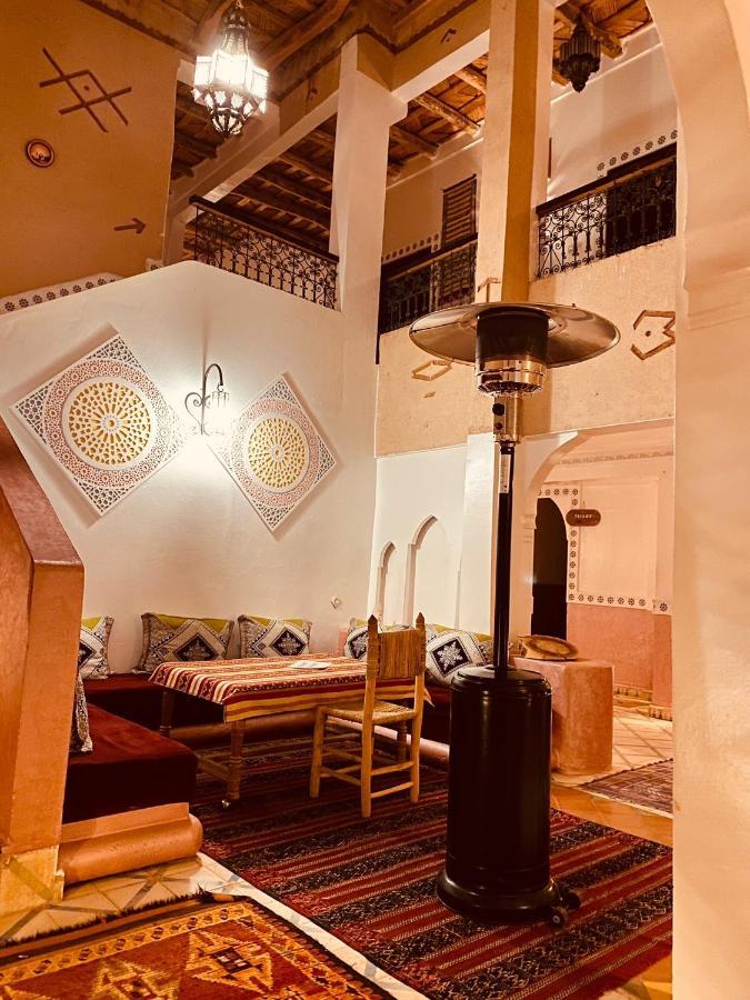 Auberge Tissadrine Akhendachou n'Ait Ouffi Exterior foto