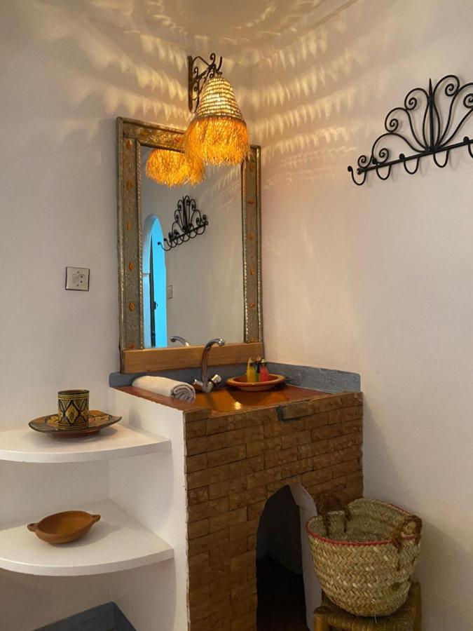 Auberge Tissadrine Akhendachou n'Ait Ouffi Exterior foto