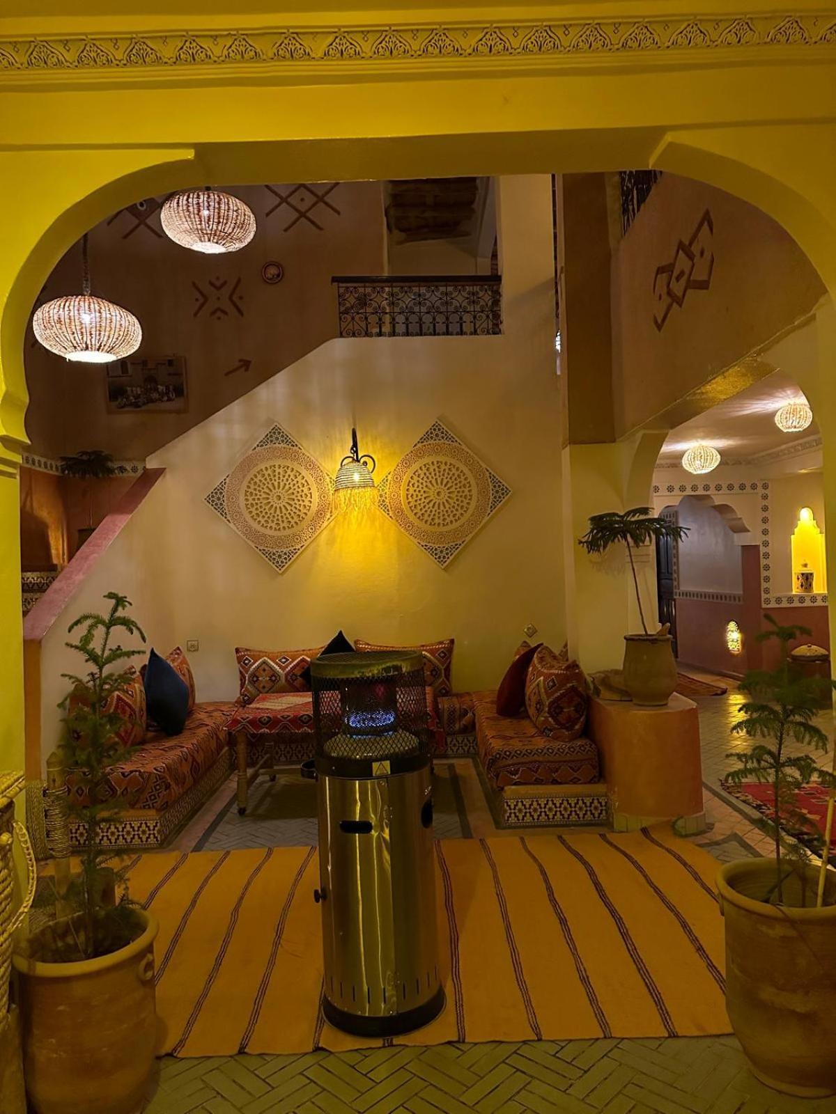 Auberge Tissadrine Akhendachou n'Ait Ouffi Exterior foto
