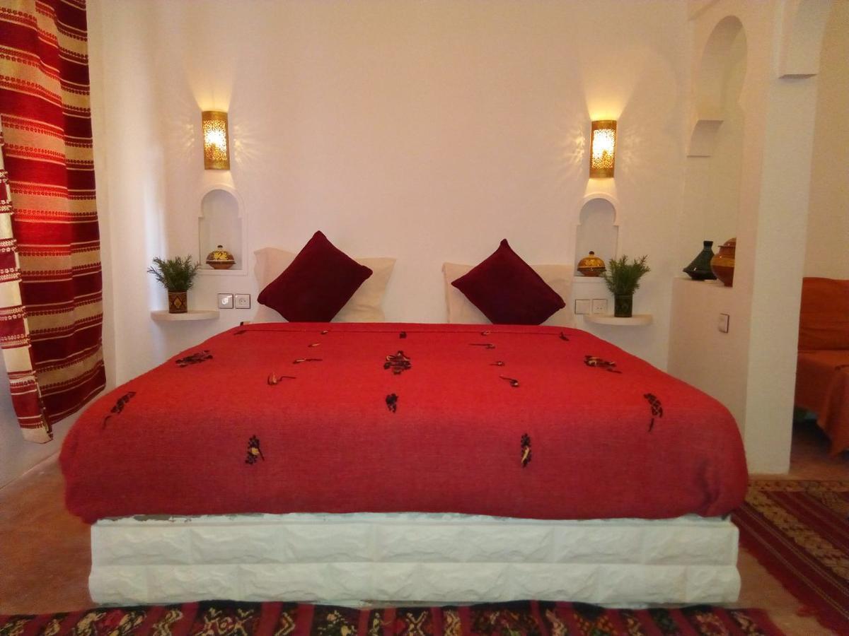 Auberge Tissadrine Akhendachou n'Ait Ouffi Exterior foto